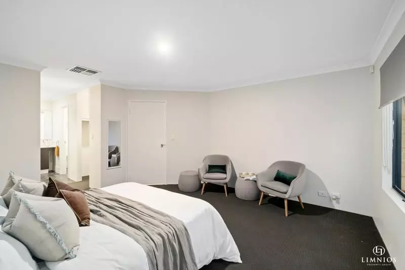 Super Spacious Family Living!