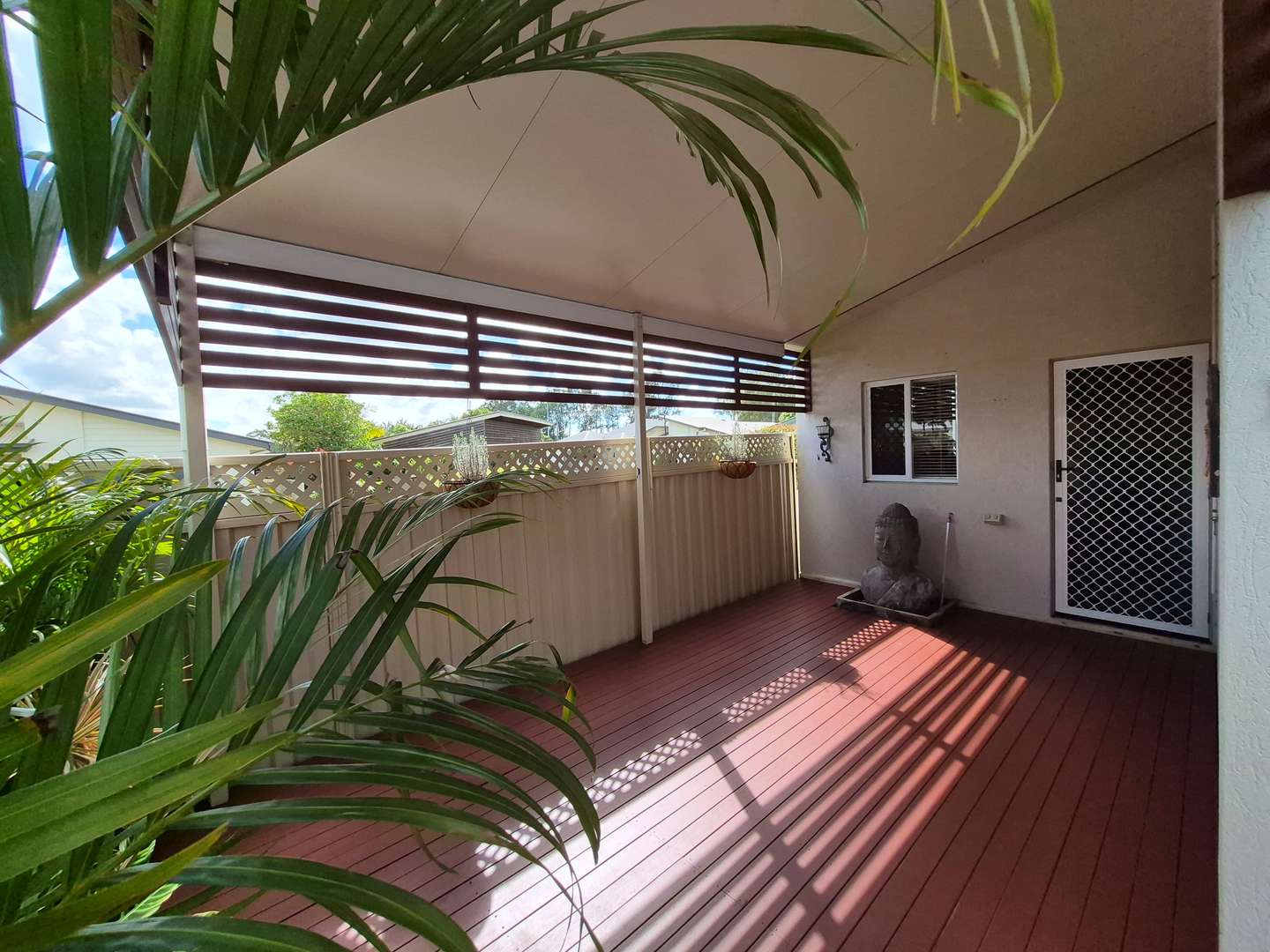 Great location for this two bedroom home in Palm Lake Resort Eagleby
