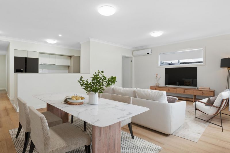 200/100 Gilchrist Dr, Campbelltown NSW 2560