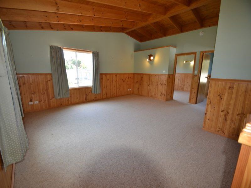 Great family rental in convenient location