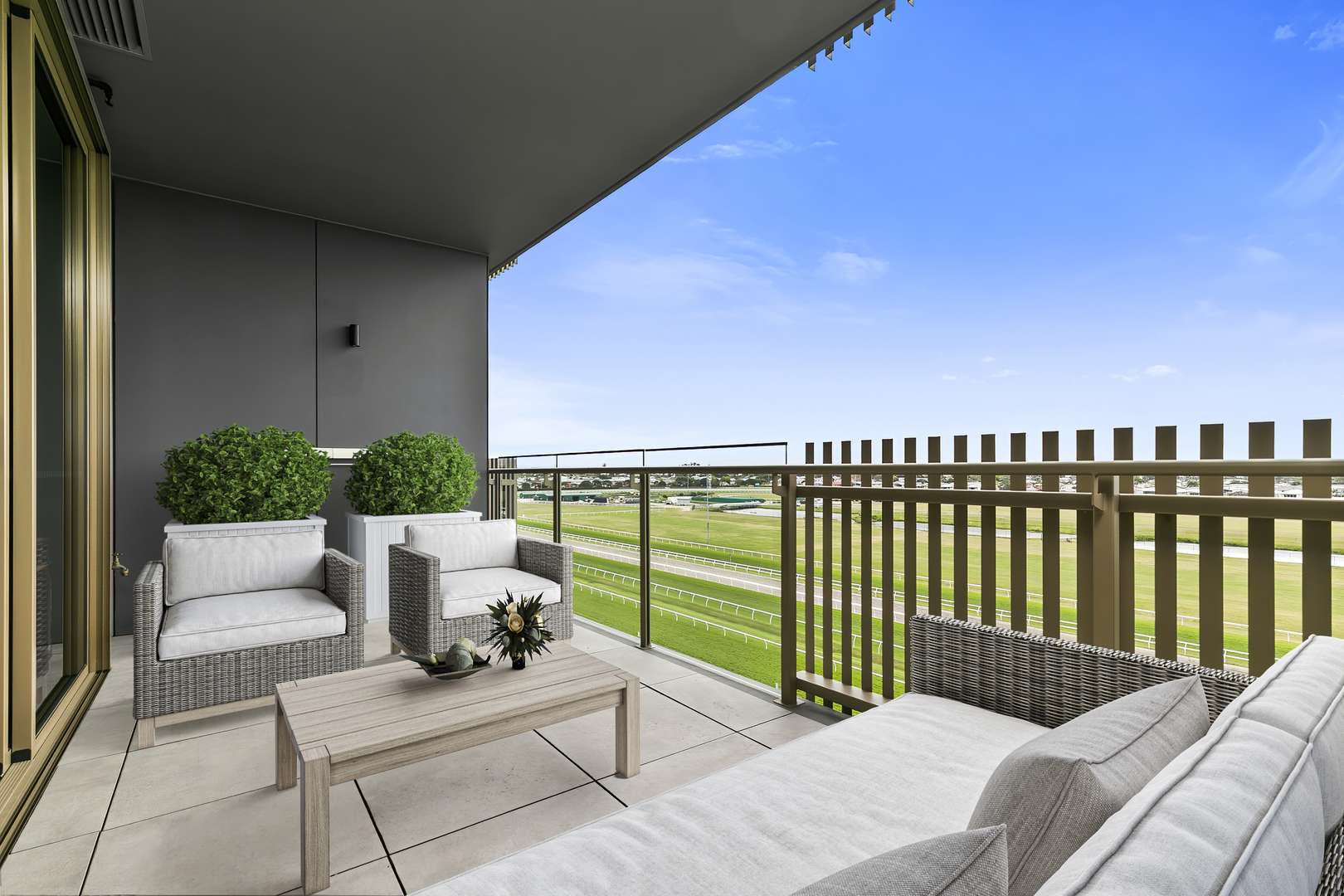 Luxury two-bedroom, two-bathroom apartment with direct Ascot racecourse views!