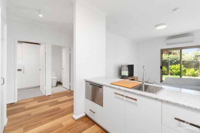 CURRENTLY UNDER OFFER. Fabulous garden apartment!