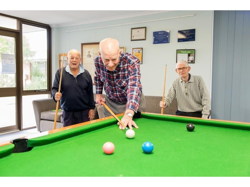 "Under Offer"- Stockland Ridgehaven Rise Retirement Village -  Fully upgraded unit from $209,000