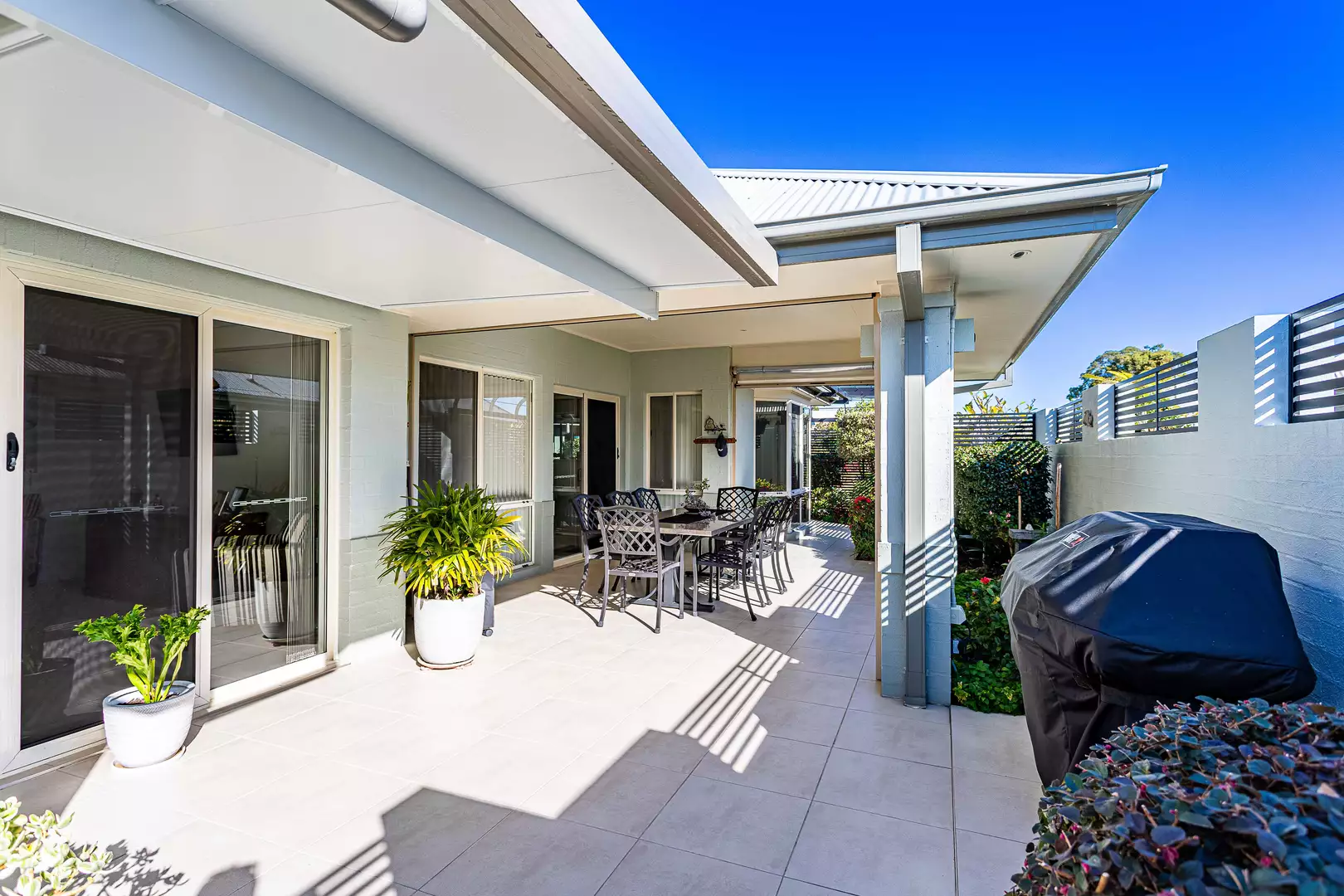 Degas - by Palm Lake Resort Tea Gradens