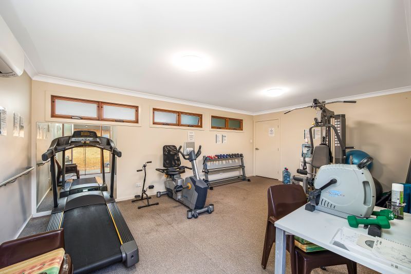 Available Now - Modern, Perfectly Positioned, Ground Level Unit