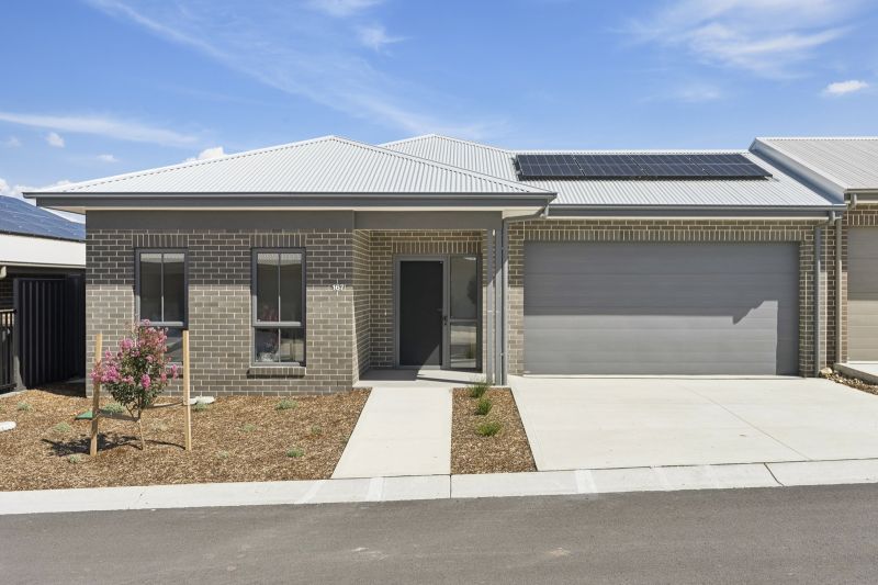Brand-New Villa Living
