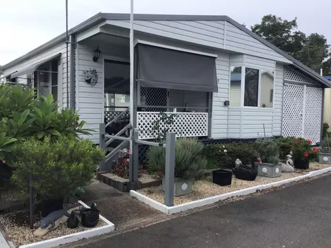 Sunstrip Village - Site 77