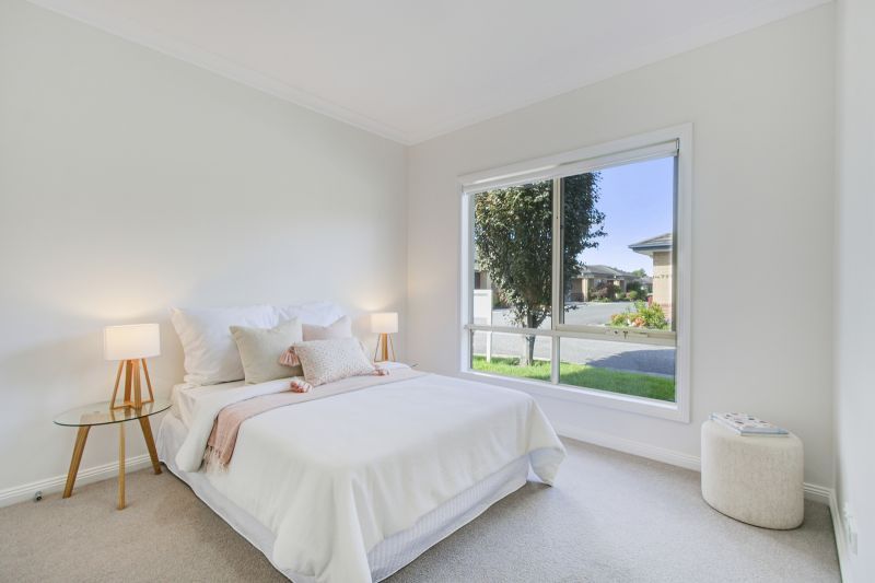Open Plan Corner Retreat