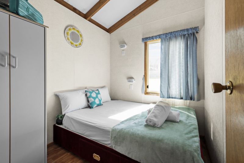 Lakeside Living with Stunning Water Views