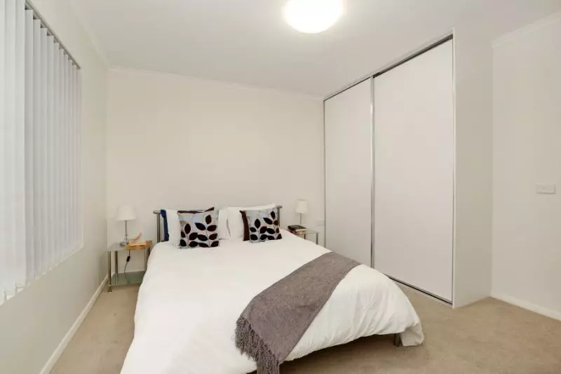 A lovely unit for those who enjoy privacy