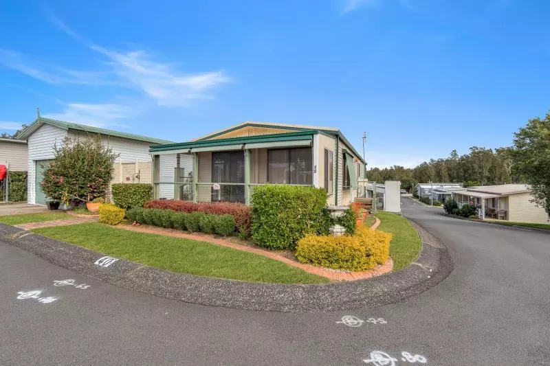 Perfectly Positioned Corner Block