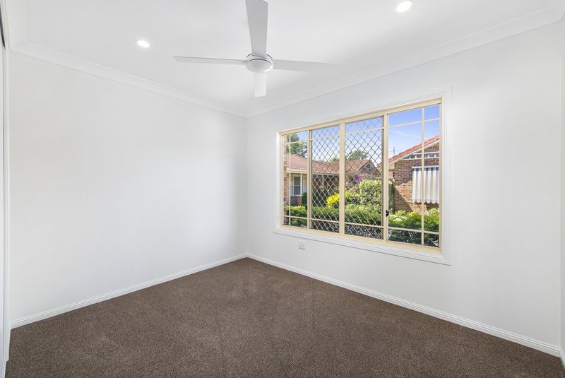 Sunny Two Bedroom, full refurbishment