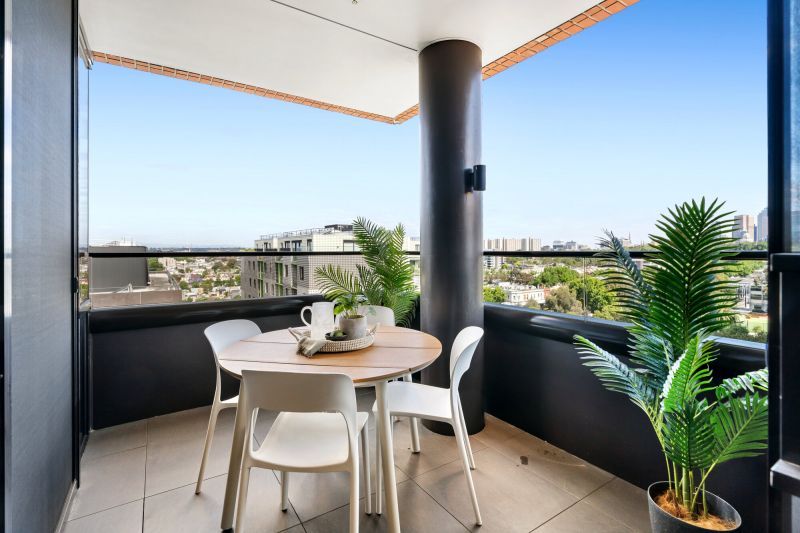 'Under Offer' - Refined Living in the Heart of Carlton