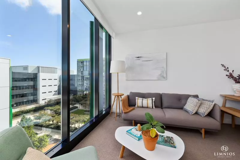 Contemporary Style Apartment in Perfect Location