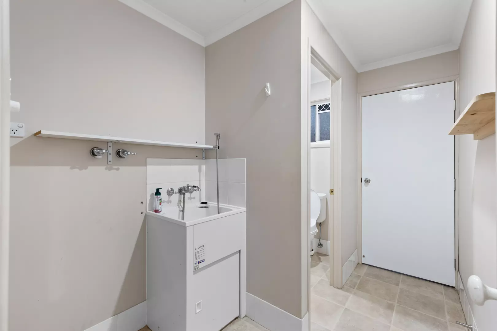 Home 100 3 bedroom Palm Lake Resort Carindale