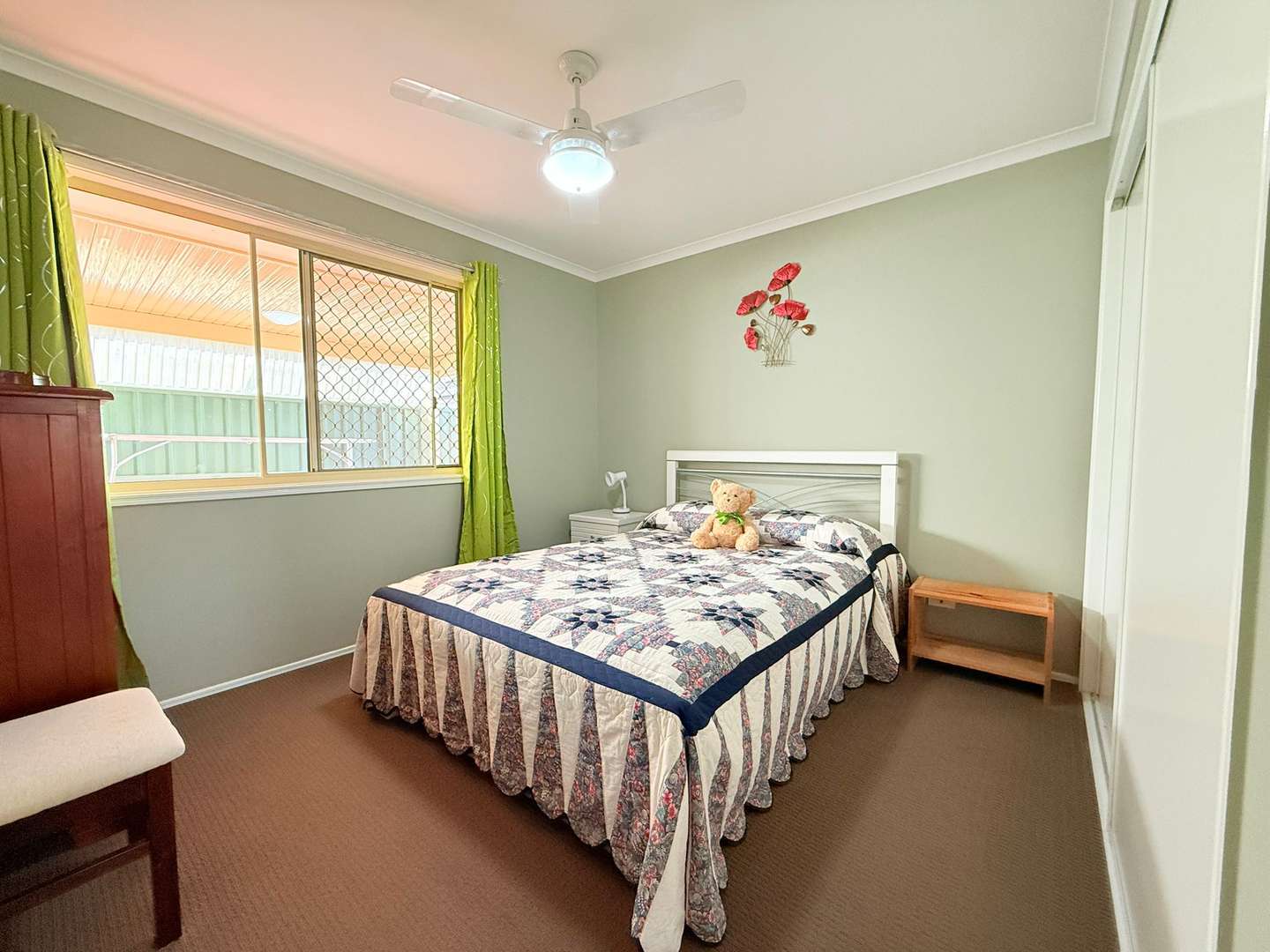 Looking for a Fresh, Inviting Home in a quite position in an Over 50's complex?