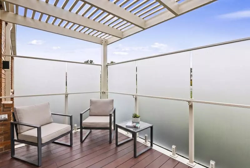 First-floor 2-bedroom apartment