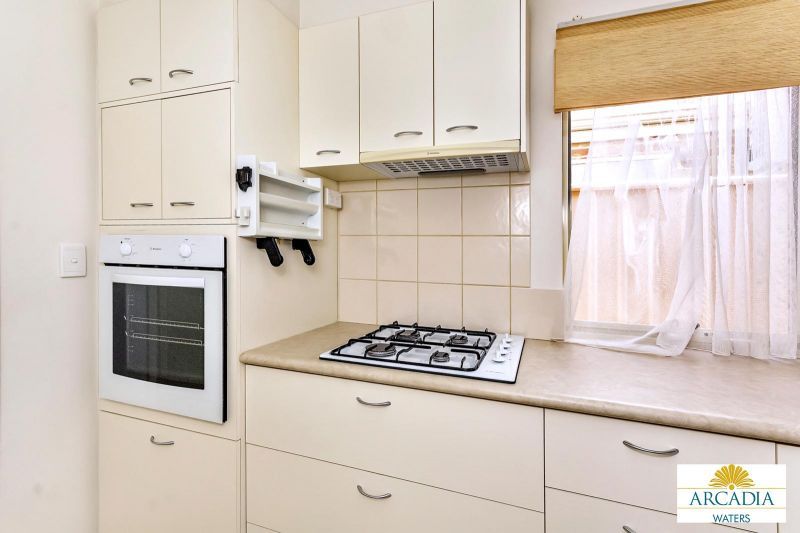 Arcadia Water Maddington - Bright and Light