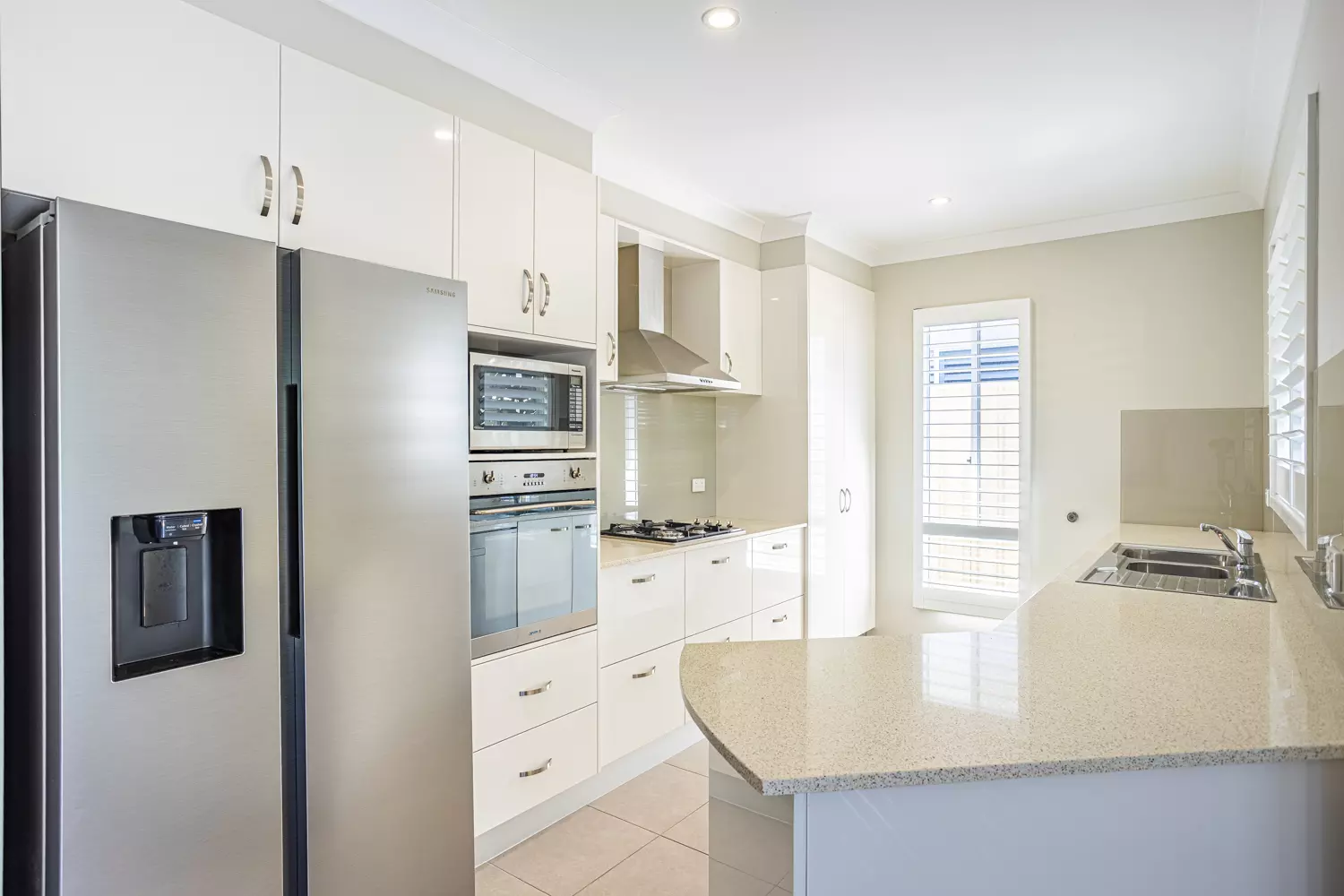 Palm Lake Resort Fern Bay -Special touches in ideal location