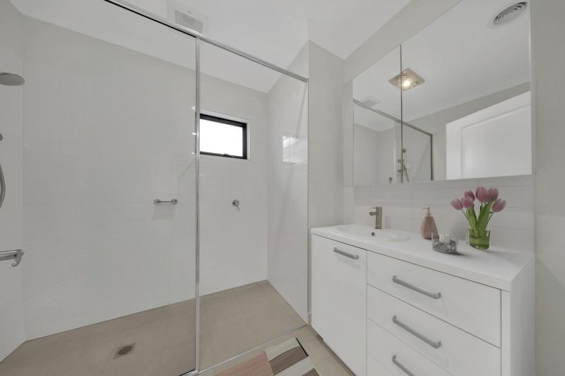 161/236-238 Waterview Blvd