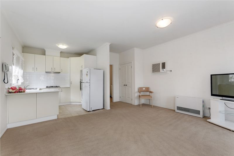 Cosy One Bedroom Unit!