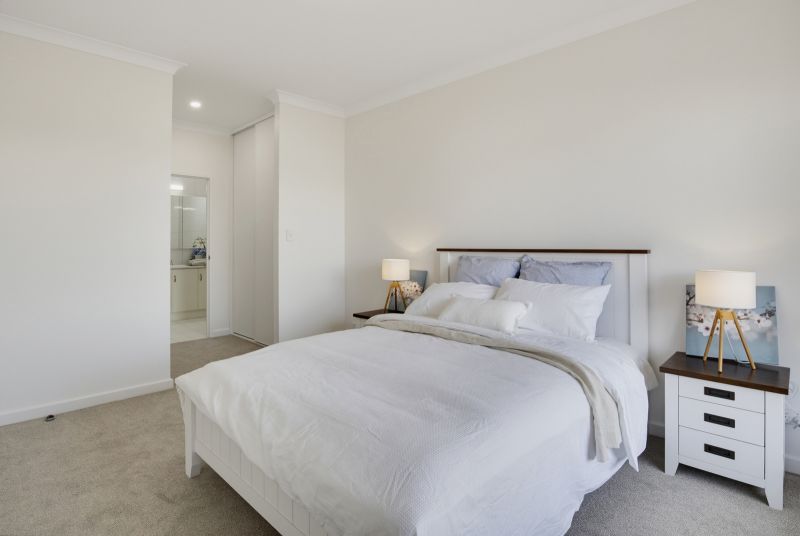 Coastal Living with Space, Style and a Garden to Love