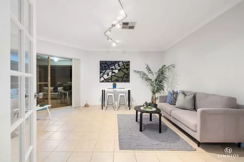 Stylish and Spacious Family Home on a big Land!