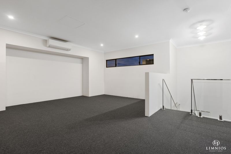 Seaside Living At It's Best!