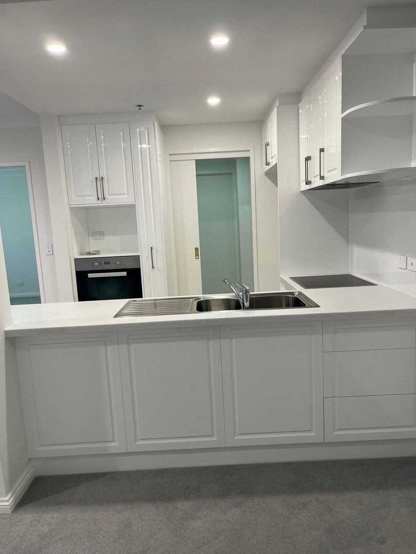 GORGEOUS APARTMENT NOW AVAILABLE