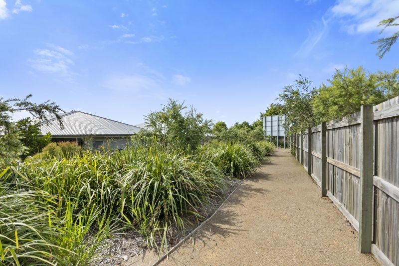 Tranquil Living with Scenic Parkland Views