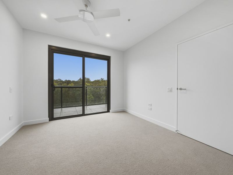 Expansive Apartment with large balcony