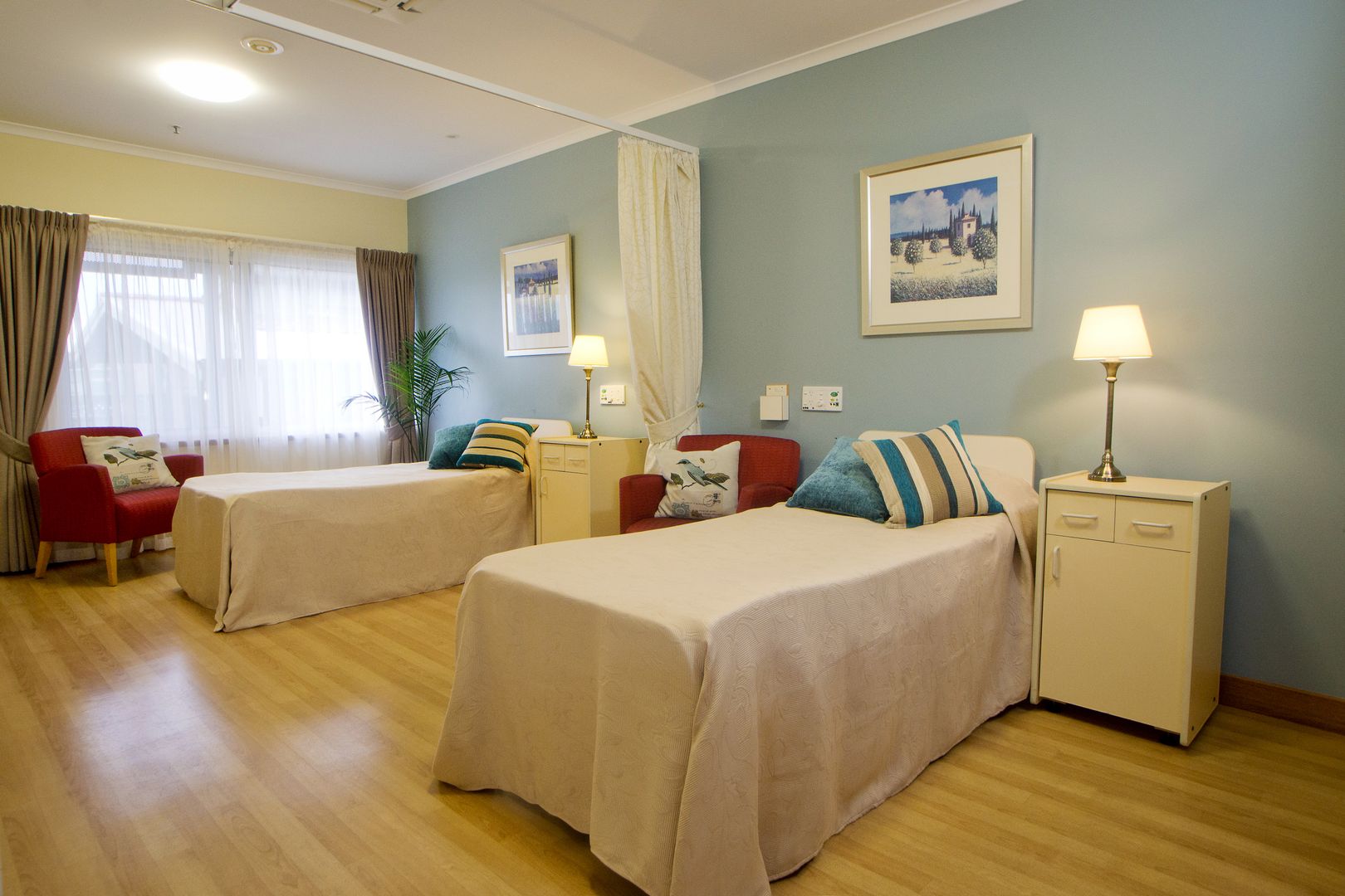 Resthaven Bellevue Heights is located adjacent to the Sturt Gorge, close to shopping and lifestyle experiences