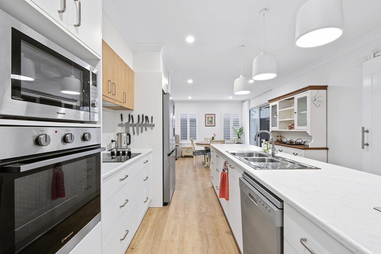 Modern Style, Prime Location