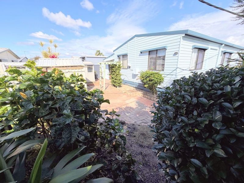 Great Backyard & Very Motivated Owner!