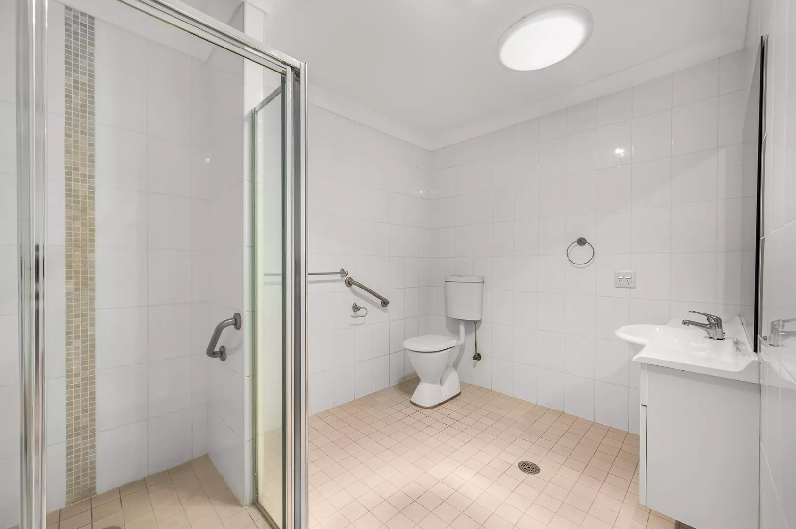 Spacious 2 Bedroom Villa