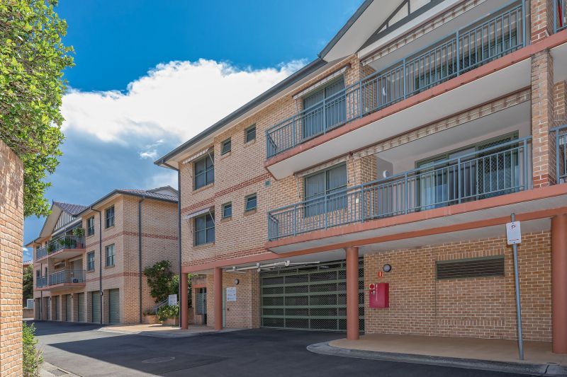 $5000,- free fee waiver applies. T&C's apply.