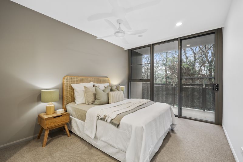 Enjoy east-facing views over the Tarragindi Recreation Reserve