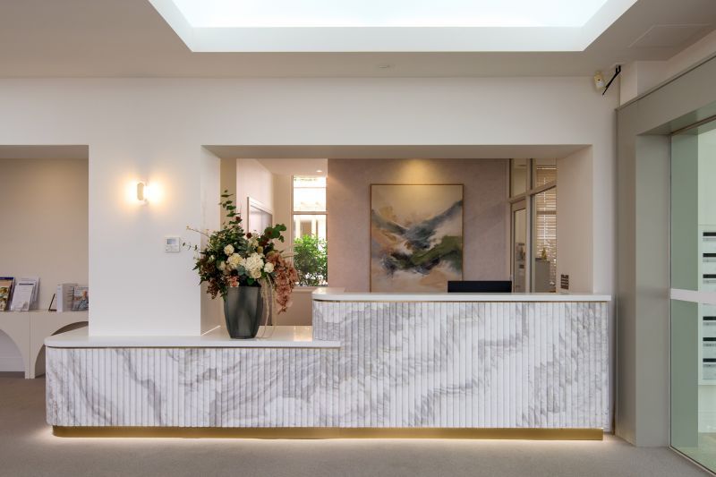 Stylish west-facing two-bedroom apartment!