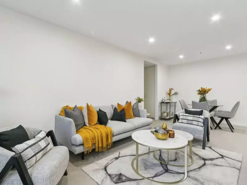 Modern, Light-Filled Apartment with Balcony and Secure Parking