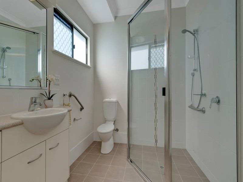2 bedroom unit with private terrace