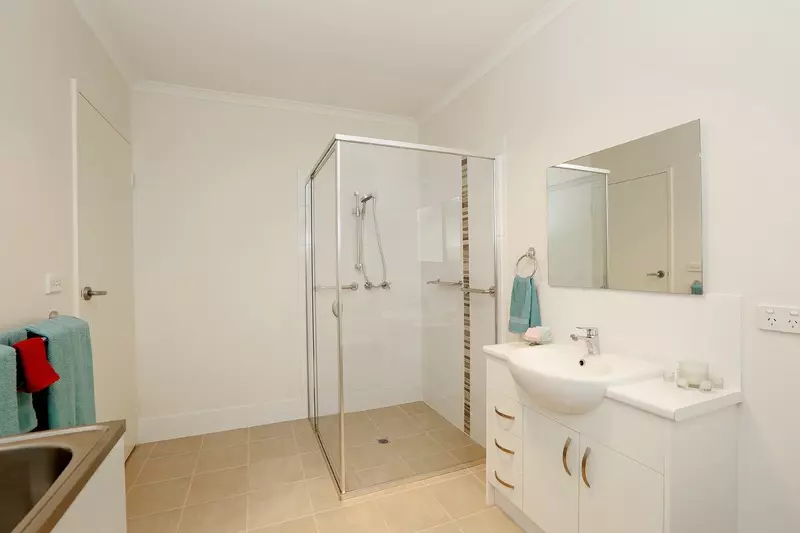 Spacious two bedroom unit in an ideal location 