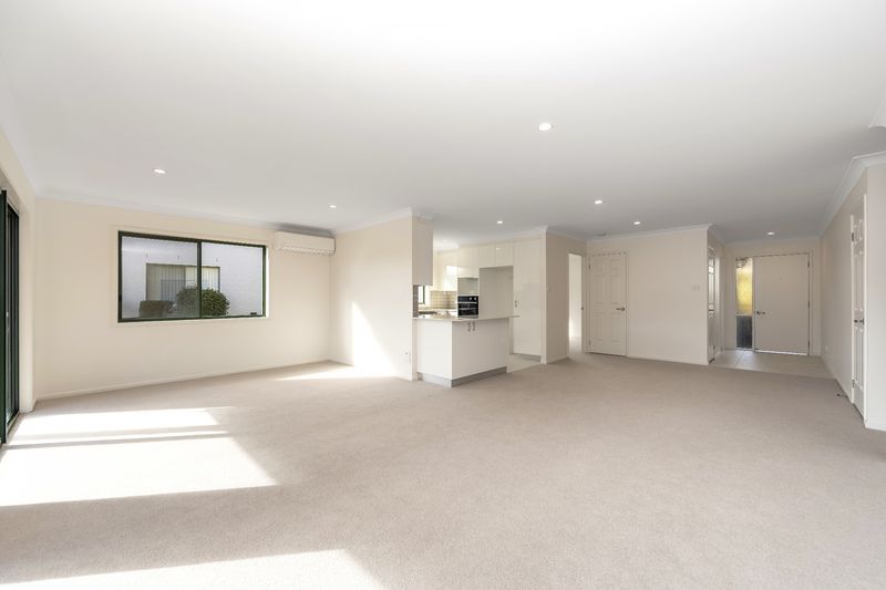 Sunlit Villa with North-Facing Outdoor Retreat