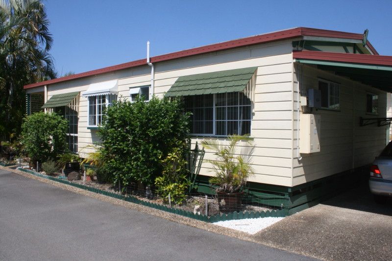 The Palms Village, Over 50’s Pet friendly Lifestyle Village