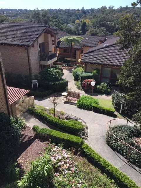 Modern One Bedroom Unit with Private Balcony and Golf Course Views