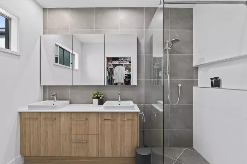 Site 155 - Established Kalbar