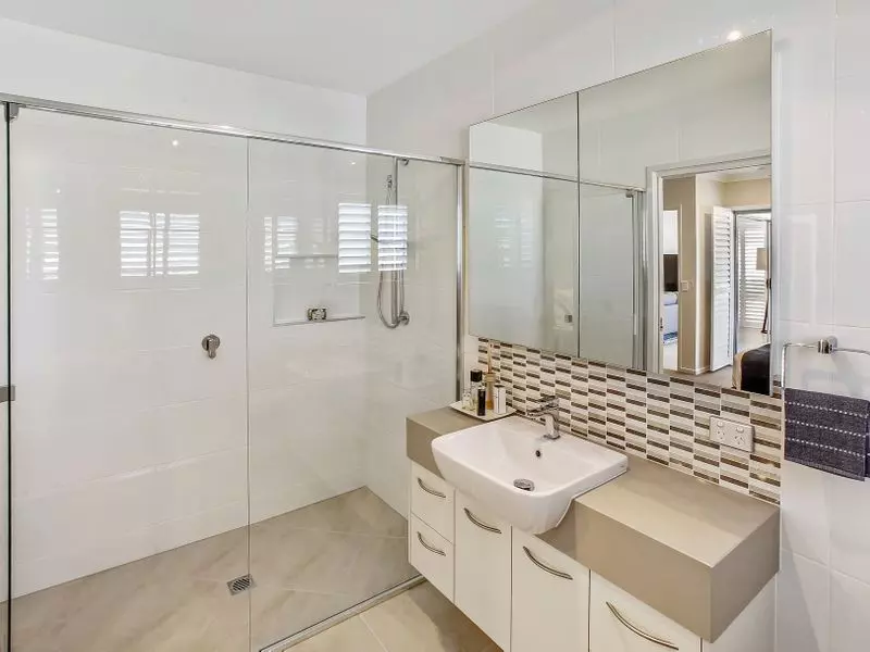 Halcyon Lakeside Over 50's Lifestyle Resort