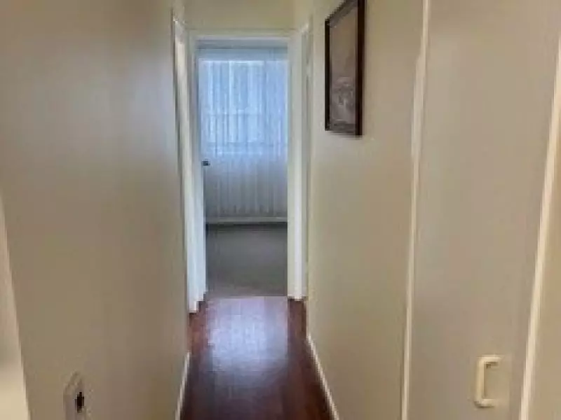 A Cozy Home in a Quiet Gated Community