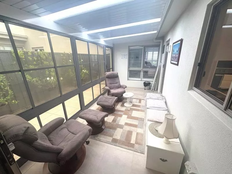 Prime Location Great Bush Outlook