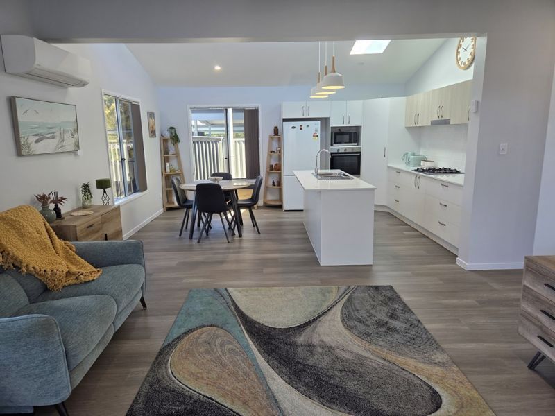 3 bedrooms & 2 bathrooms