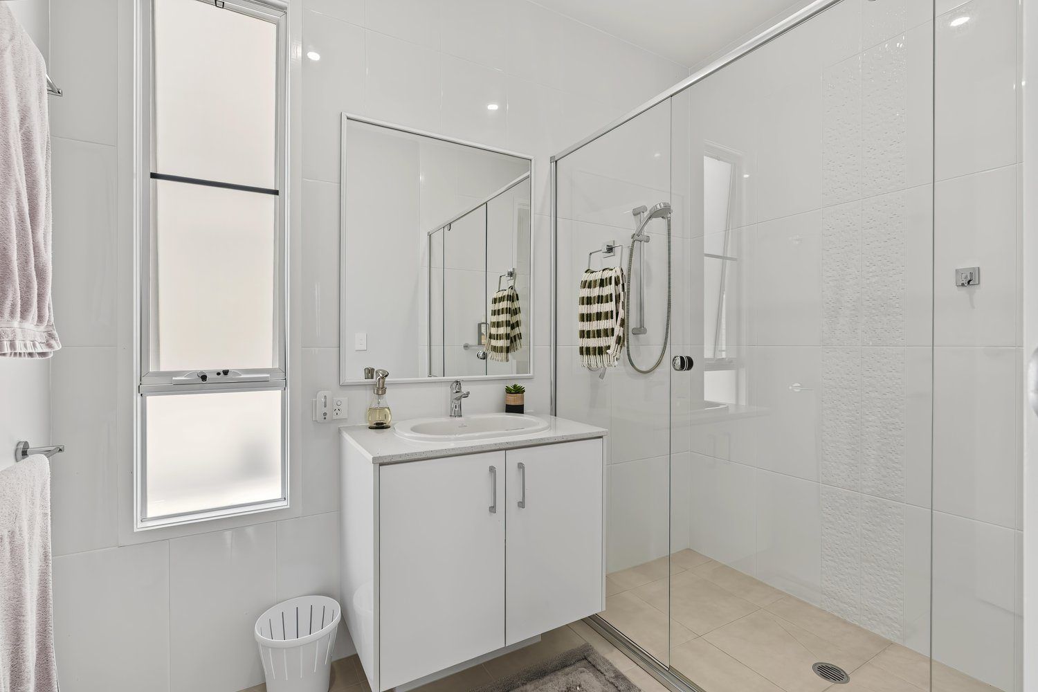 Corner Position, Premium Living